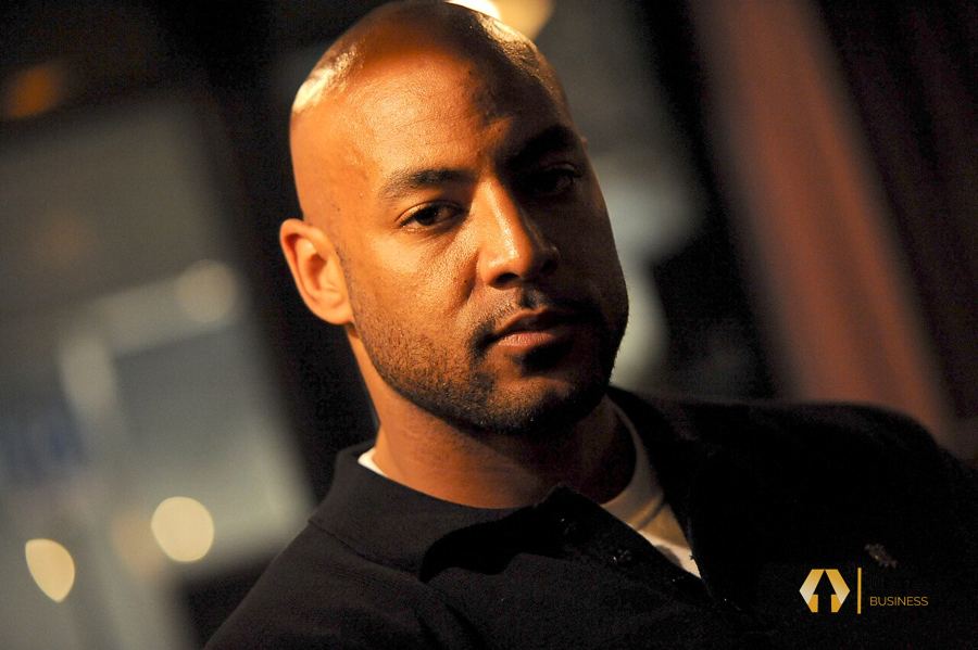 Photo de Booba, rappeur français (up-tex.fr)
